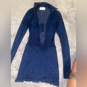 Elegant Blue Long-Sleeve Dress